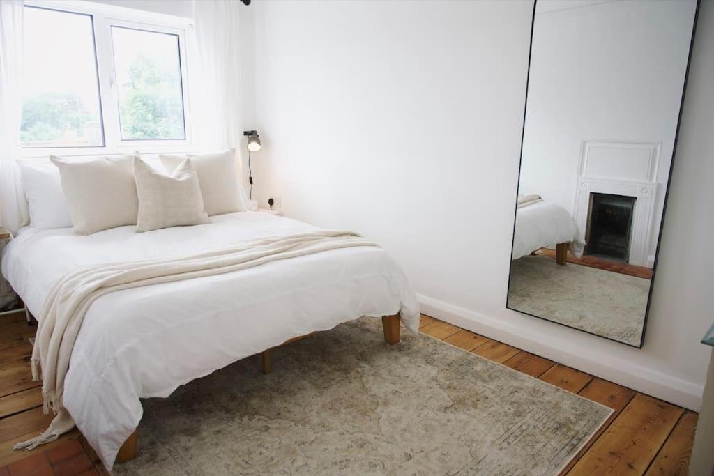 The Palm House Falmouth - Minutes From The Beach! Exteriér fotografie